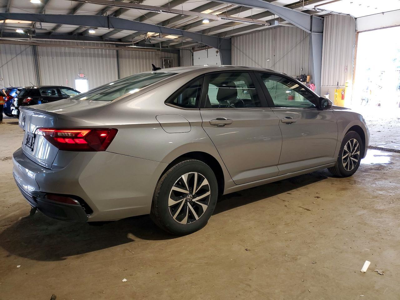 2024 Volkswagen Jetta S - Фото 3