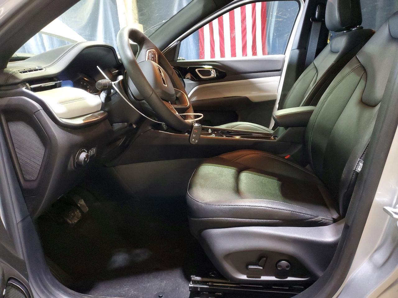 2025 Jeep Compass Limited - Image 7