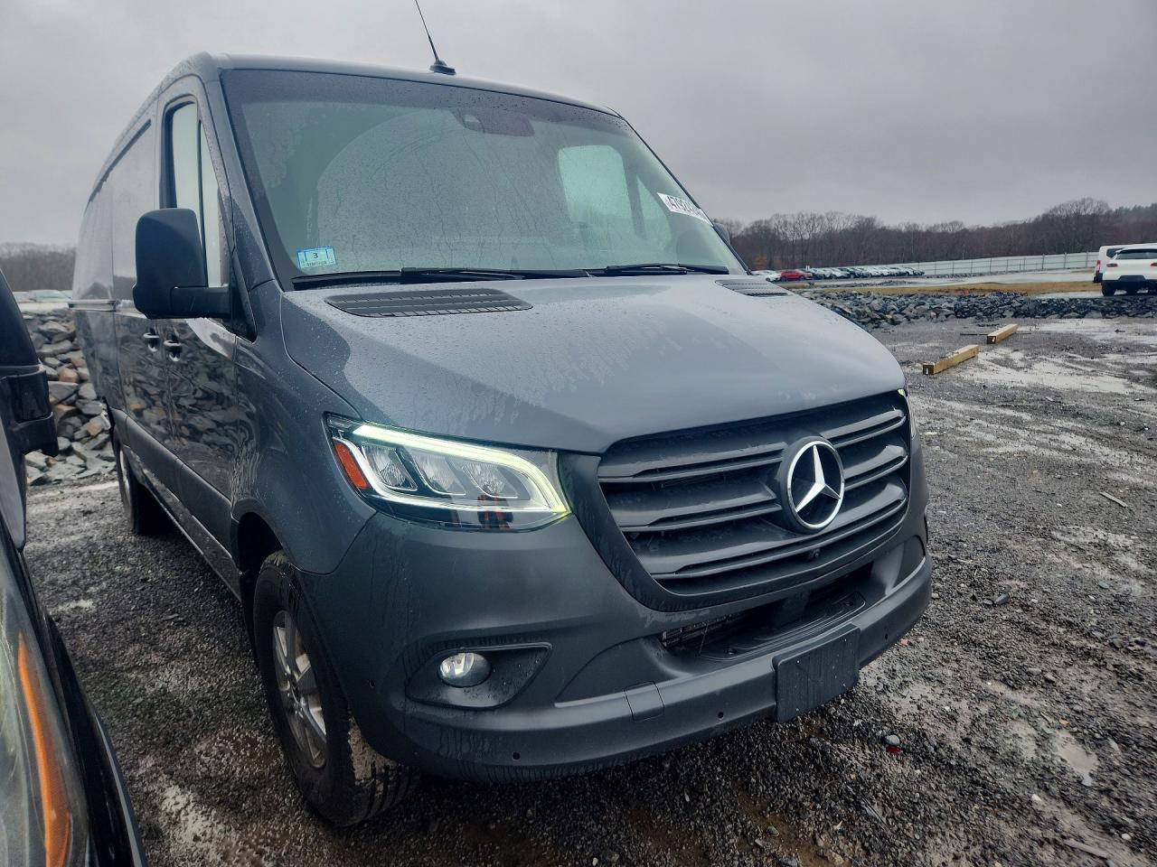 2024 Mercedes Benz Sprinter 2500 Delivery Van - Фото 4