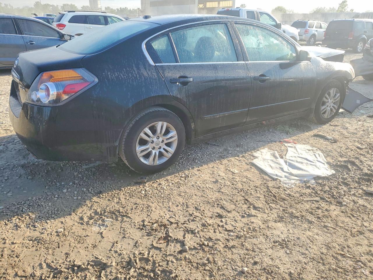 2012 Nissan Altima 2.5 - Image 3