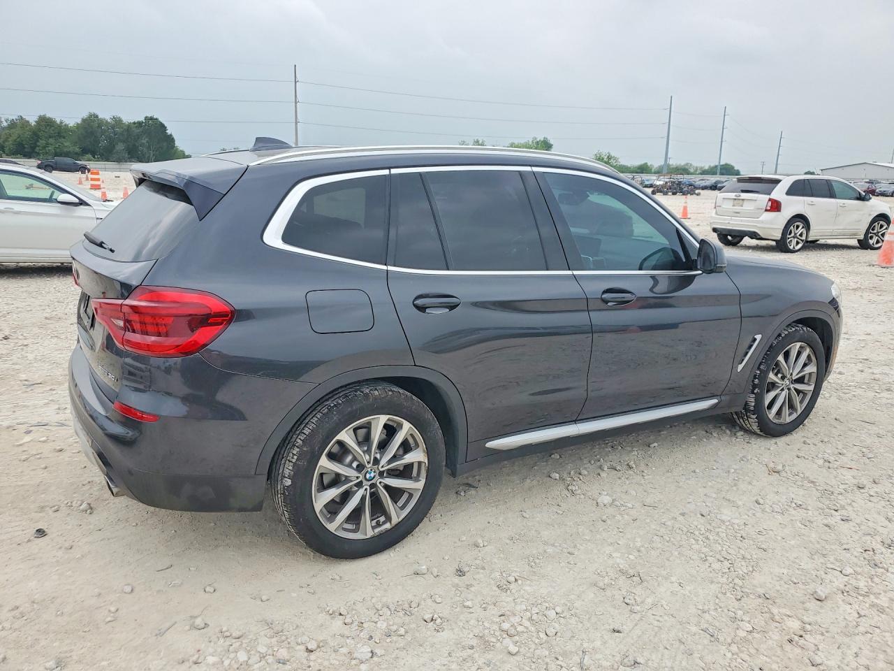 2019 BMW X3 Sdrive30I - Image 3
