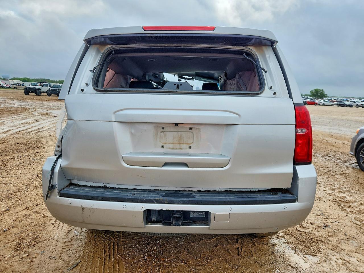 2019 Chevrolet Tahoe Special - Image 6