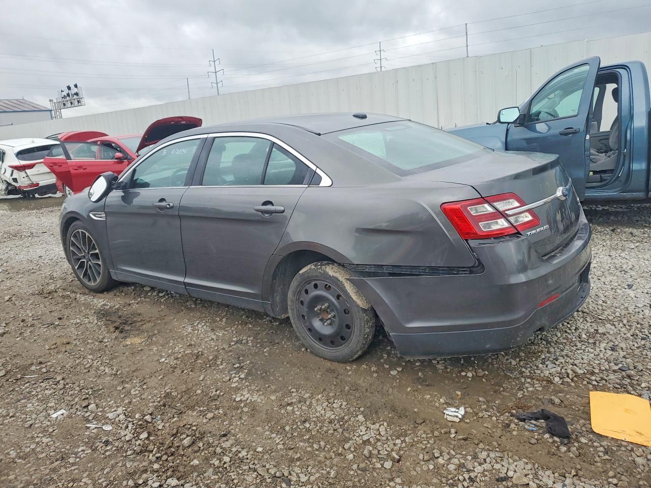 2017 Ford Taurus Sel - Фото 2