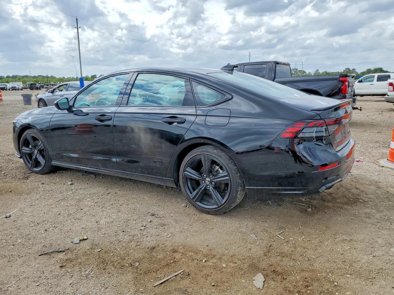 2024 Honda Accord Hybrid Sport-L - Image 2