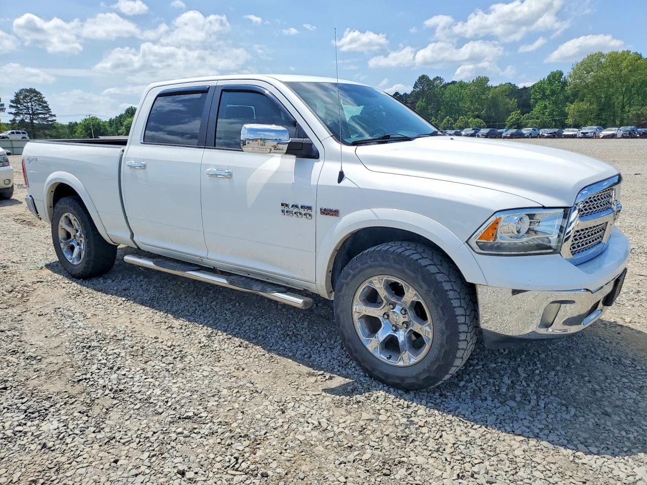 2017 Ram 1500 Laramie - Фото 4