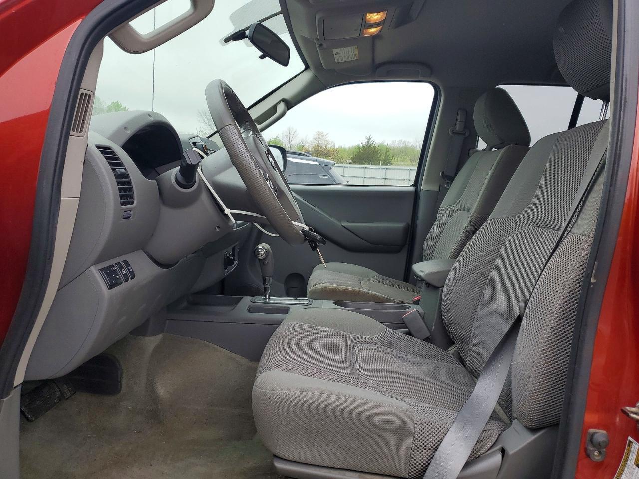 2014 Nissan Frontier Sv - Image 7