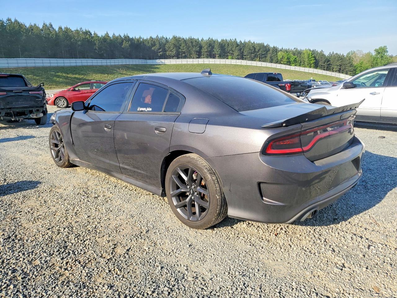 2019 Dodge Charger R - Фото 2