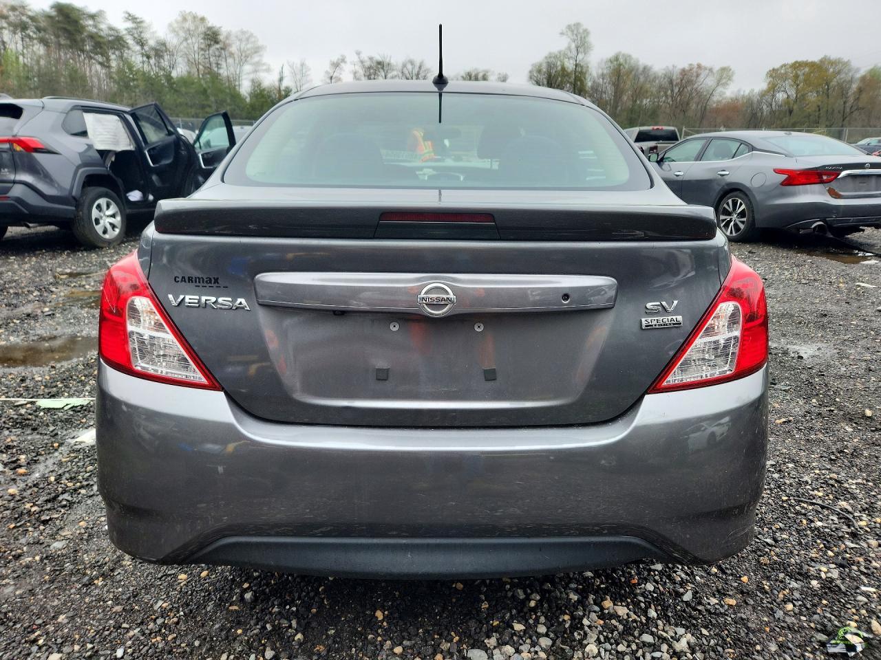 2019 Nissan Versa Sv - Фото 6