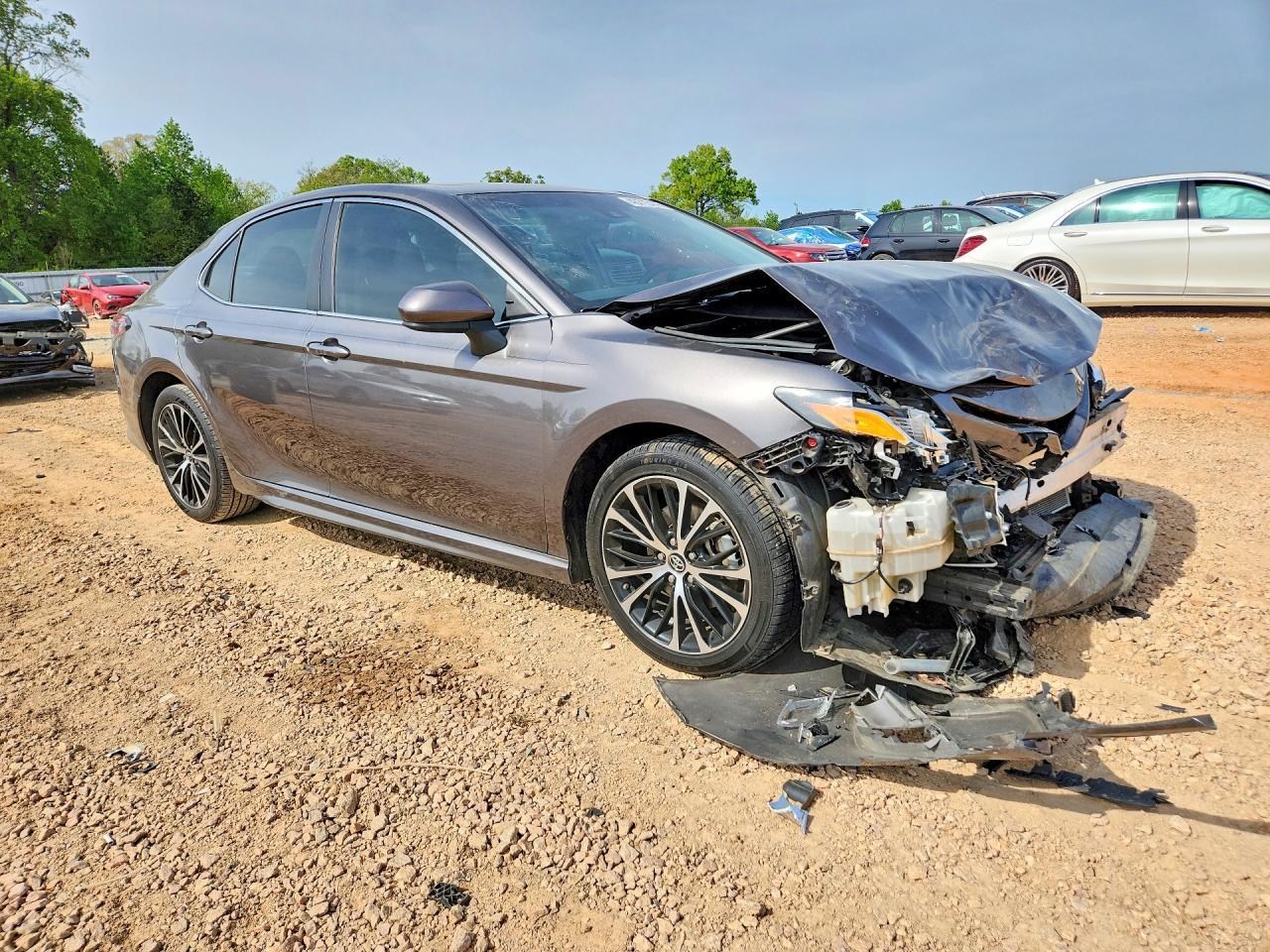 2018 Toyota Camry Se - Фото 4