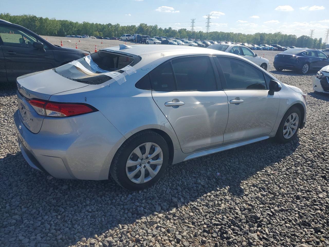 2022 Toyota Corolla - Image 3