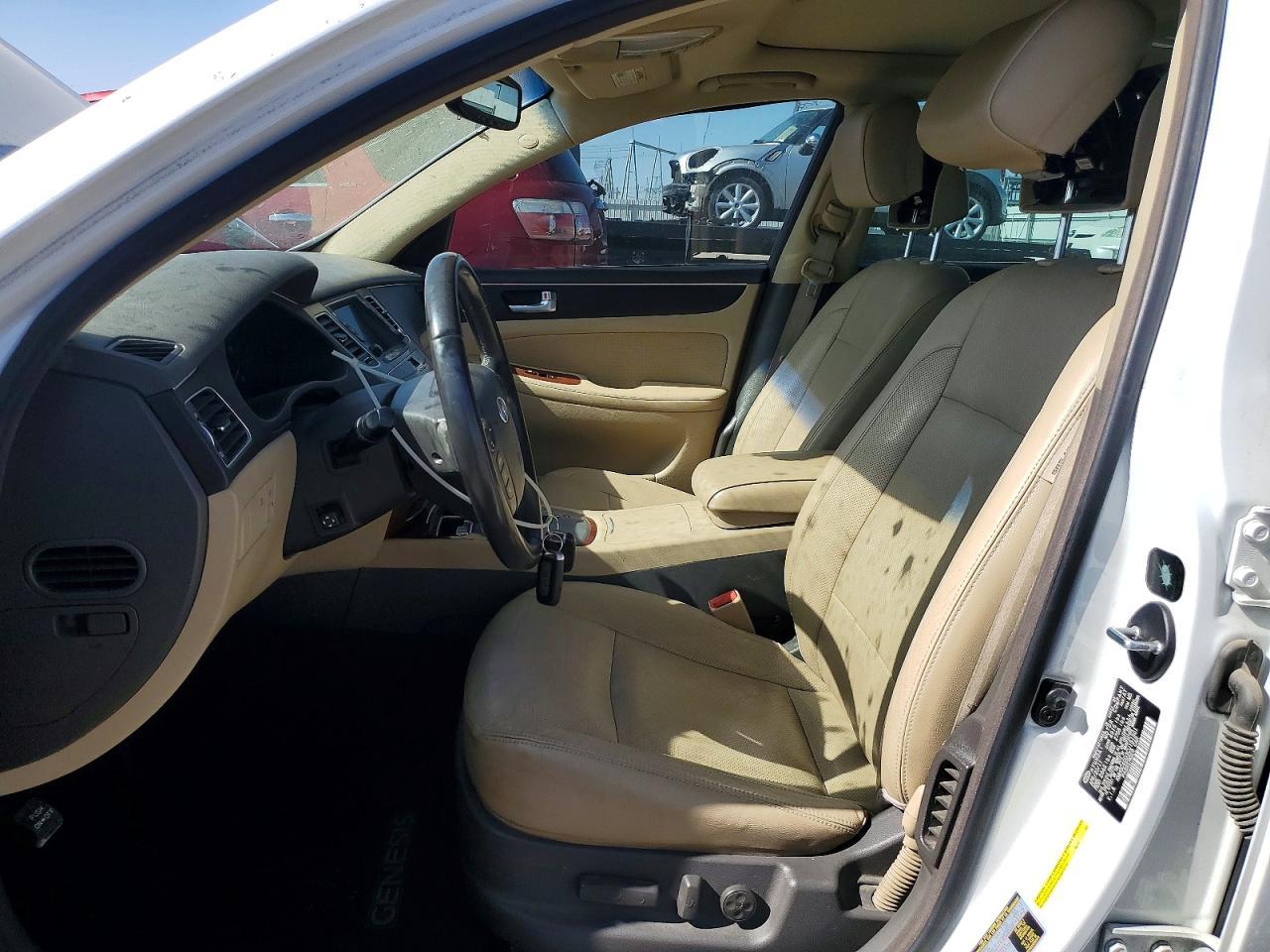 2012 Hyundai Genesis - Фото 7