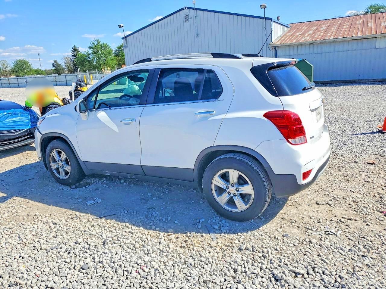 2020 Chevrolet Trax - Фото 2