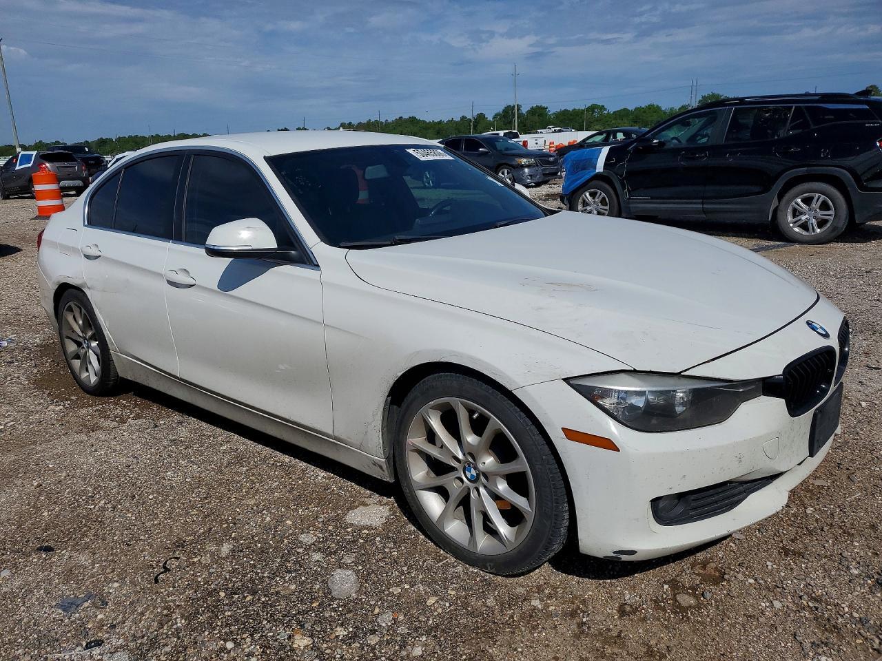 2015 BMW 320 I - Фото 4