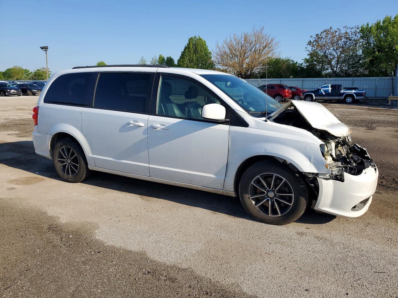 2018 Dodge Grand Caravan Gt - Image 4