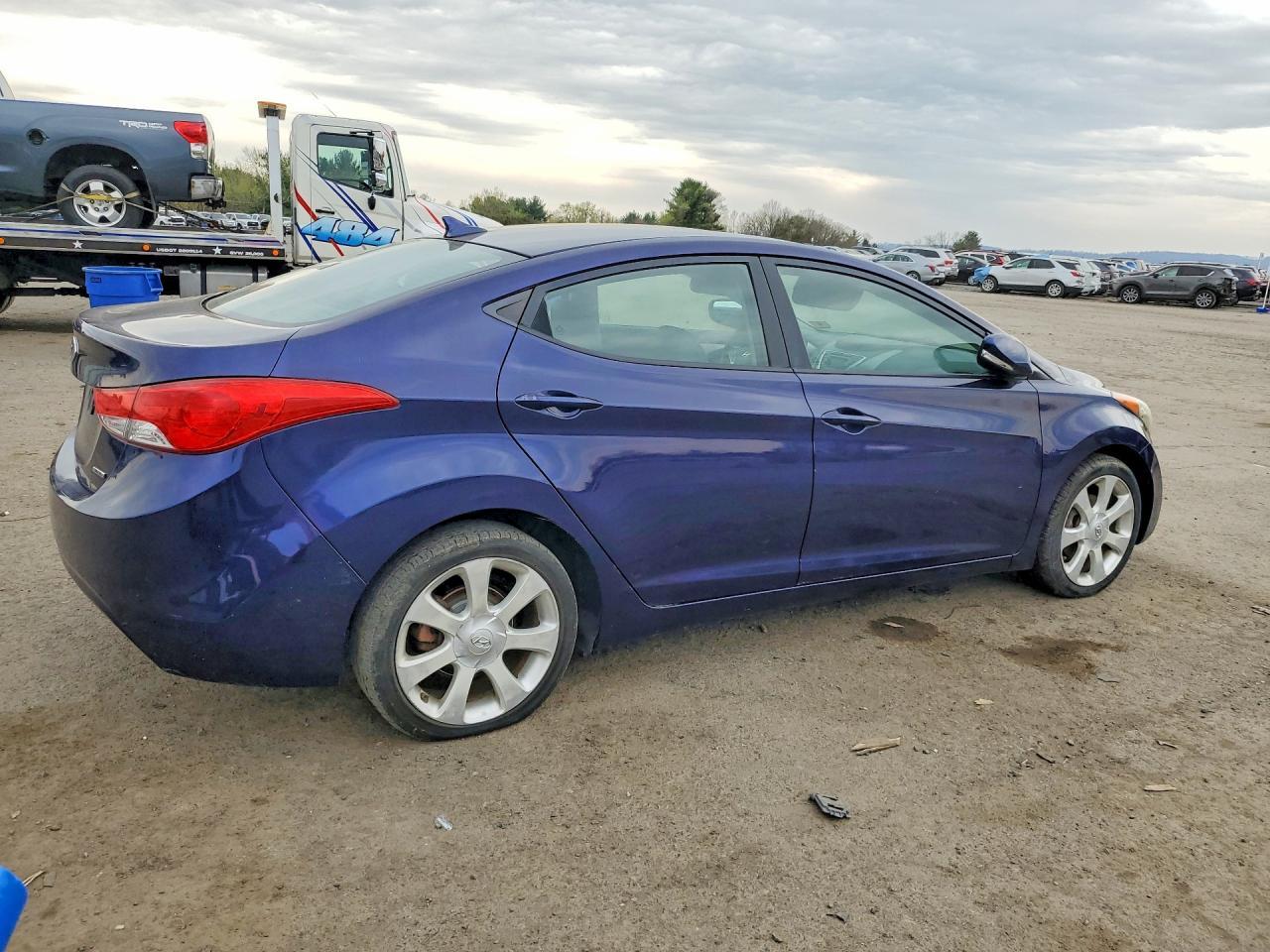 2011 Hyundai Elantra Limited - Фото 3