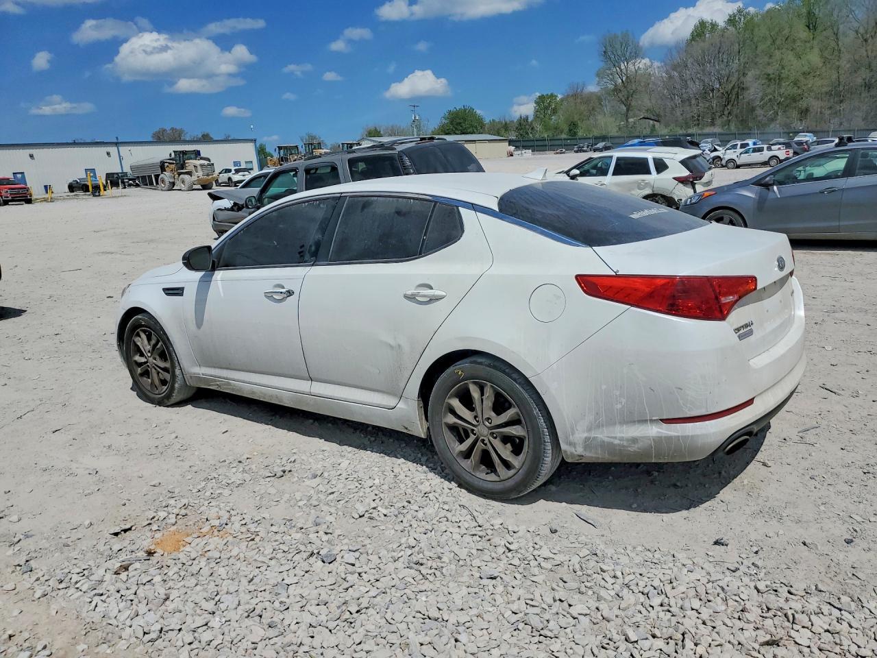 2012 Kia Optima Ex - Image 2
