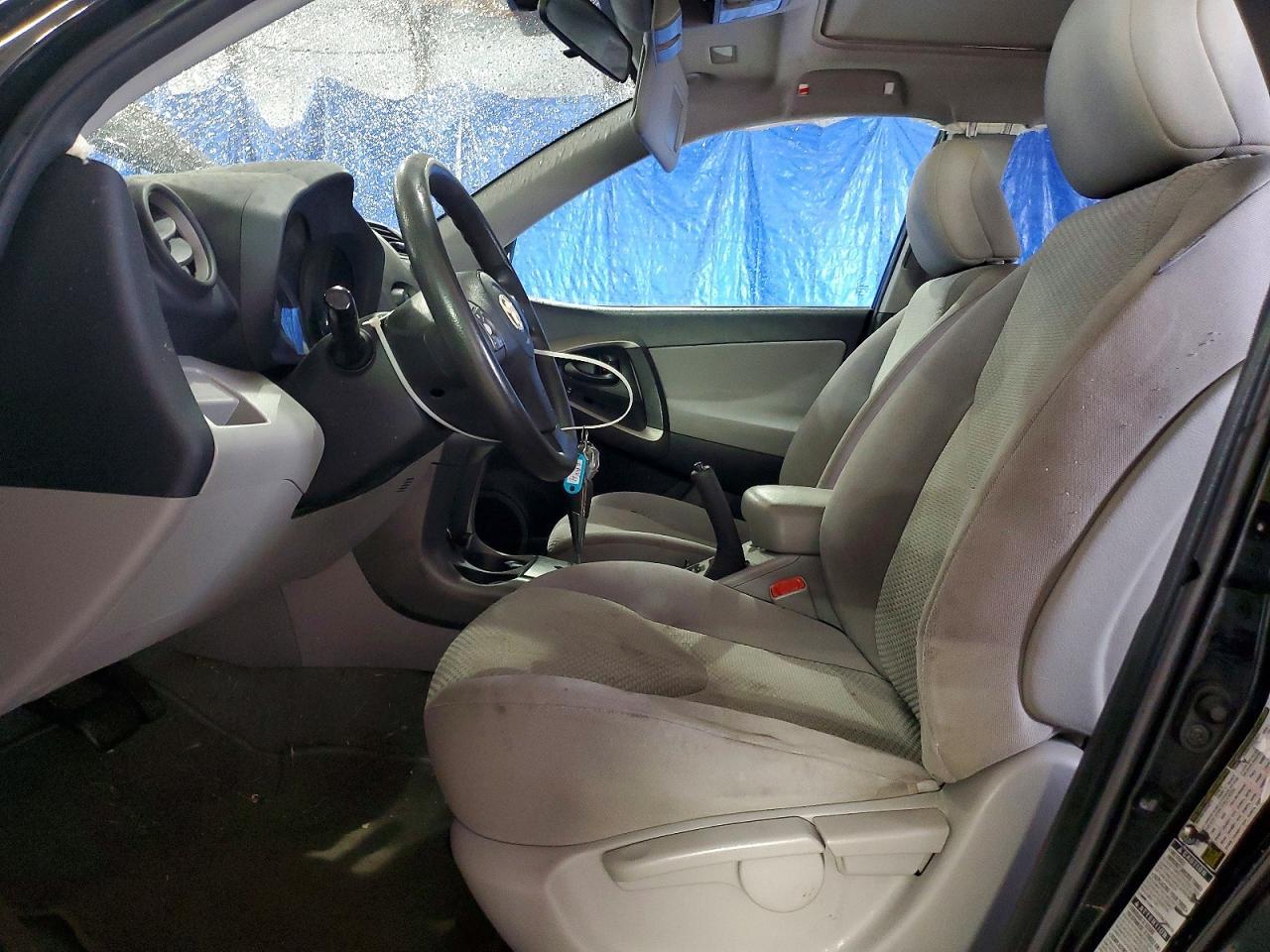 2011 Toyota Rav4 4D - Фото 7