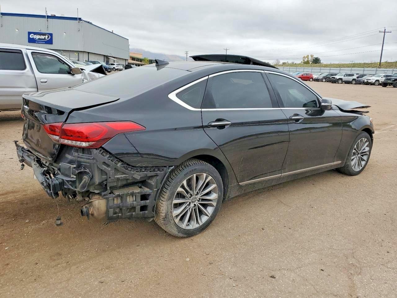 2015 Hyundai Genesis 3.8L - Фото 3