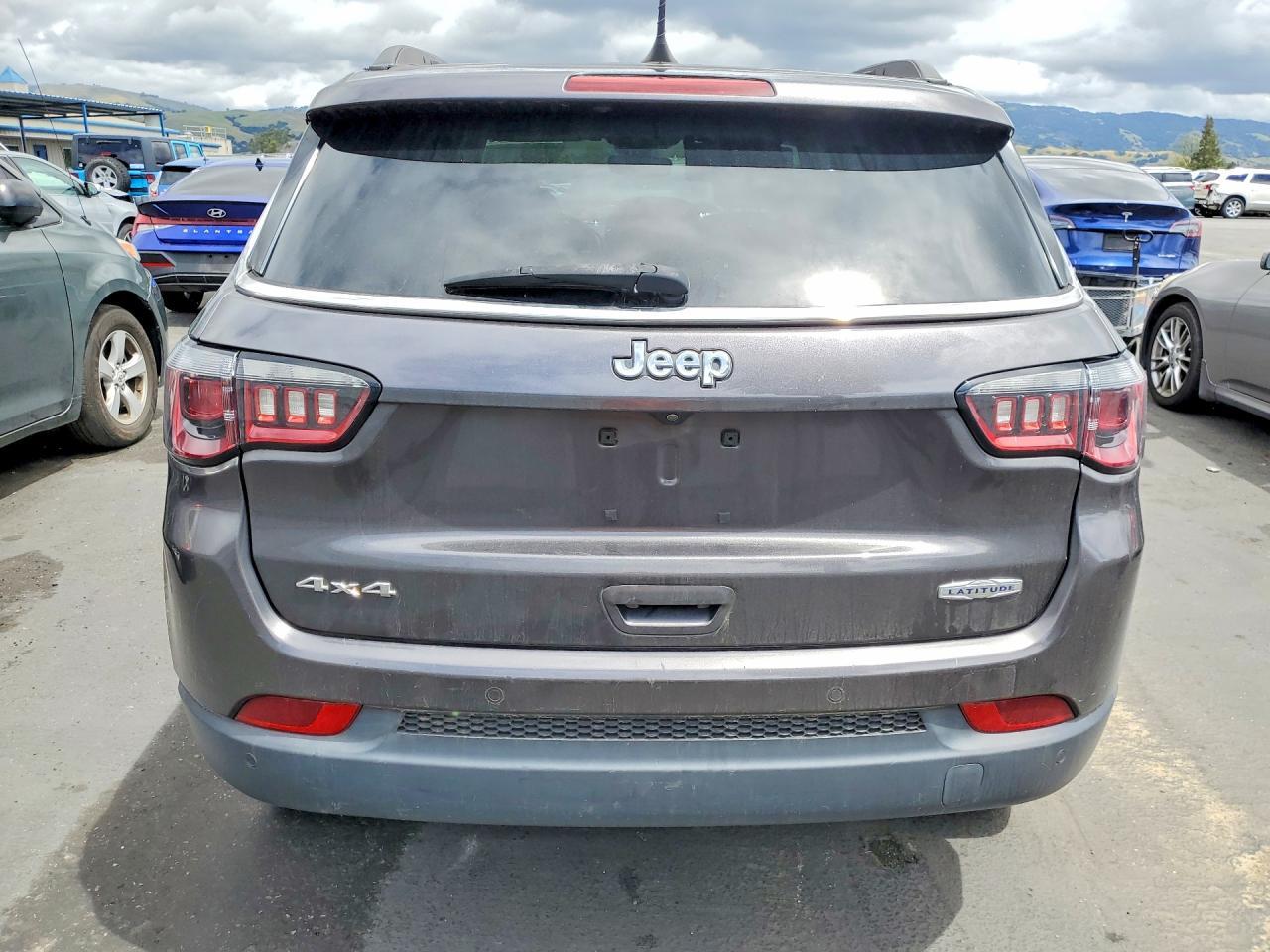 2021 Jeep Compass Latitude - Фото 6