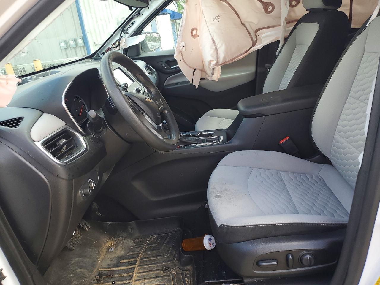 2020 Chevrolet Equinox Ls - Image 7