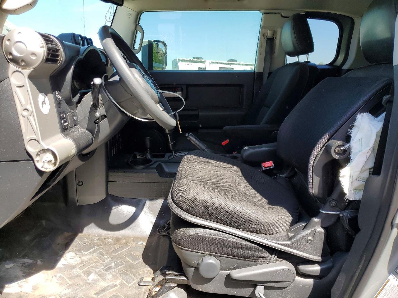 2010 Toyota Fj Cruiser Base - Image 7