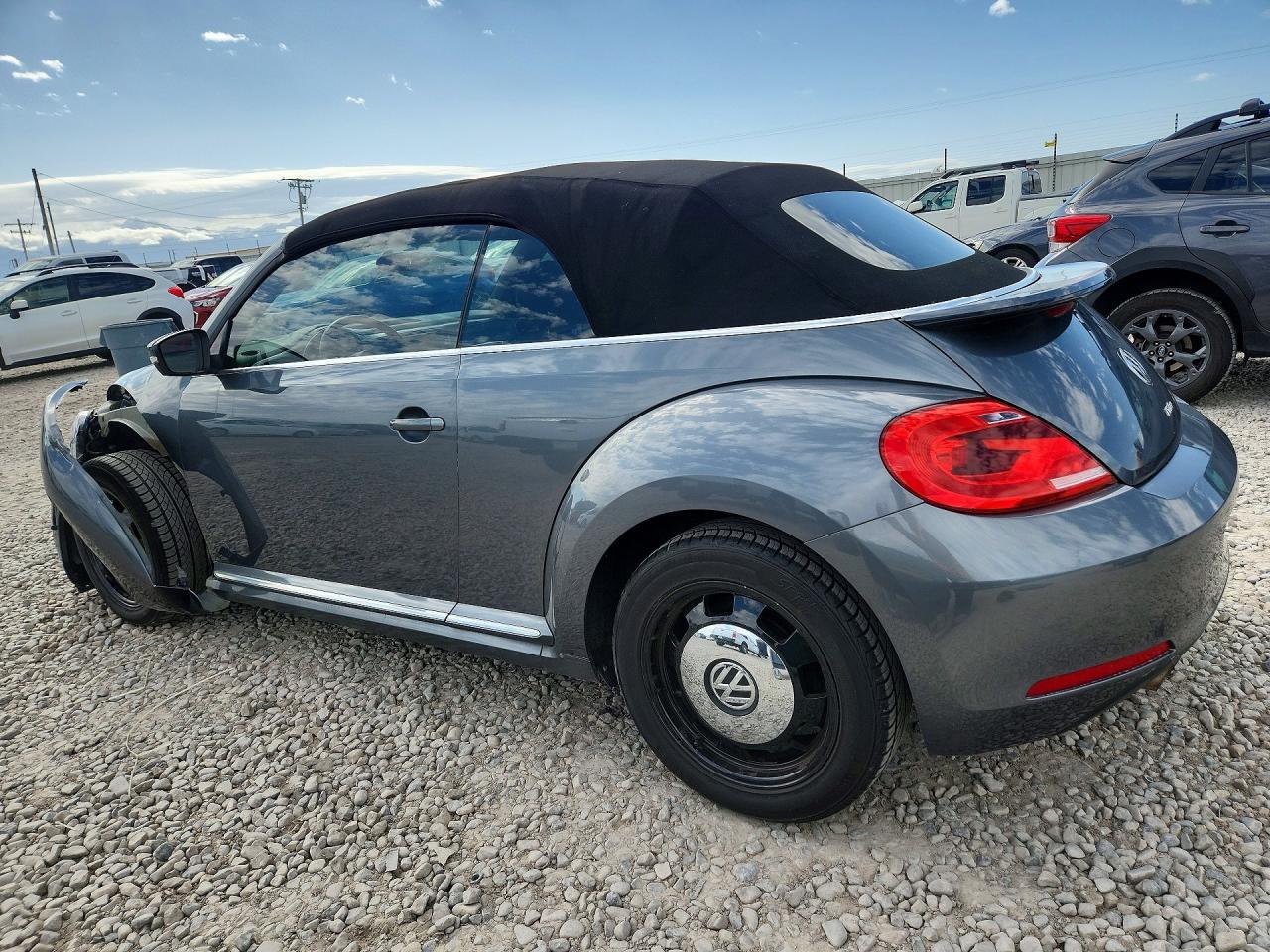 2013 Volkswagen Beetle - Image 2