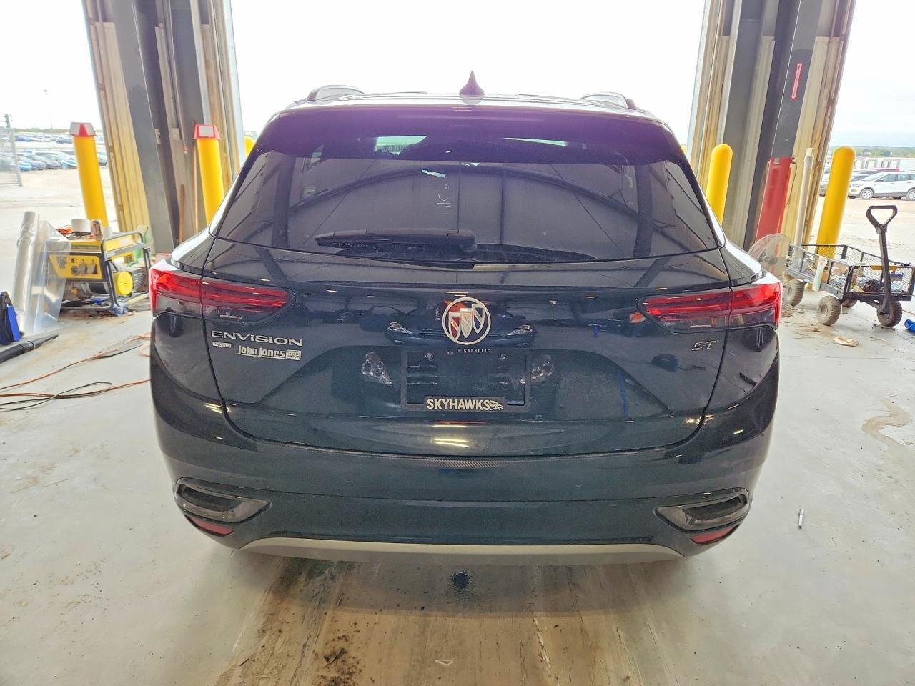 2023 Buick Envision Essence - Image 6