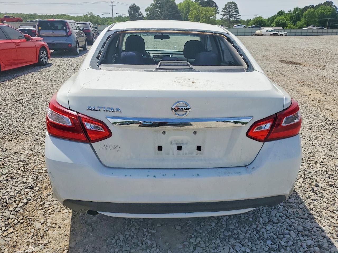2016 Nissan Altima 2.5 S - Image 6