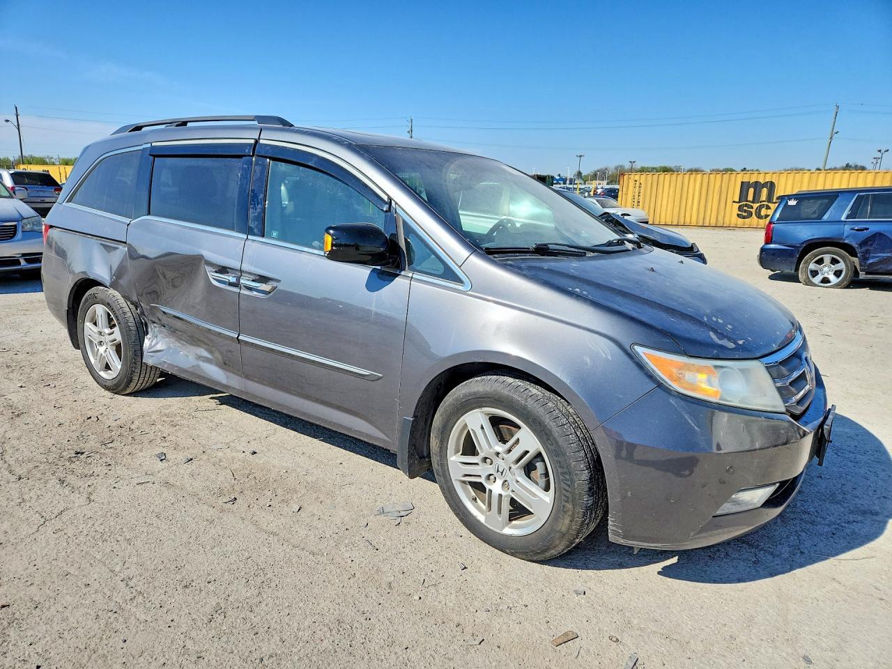 2012 Honda Odyssey Touring - Фото 4