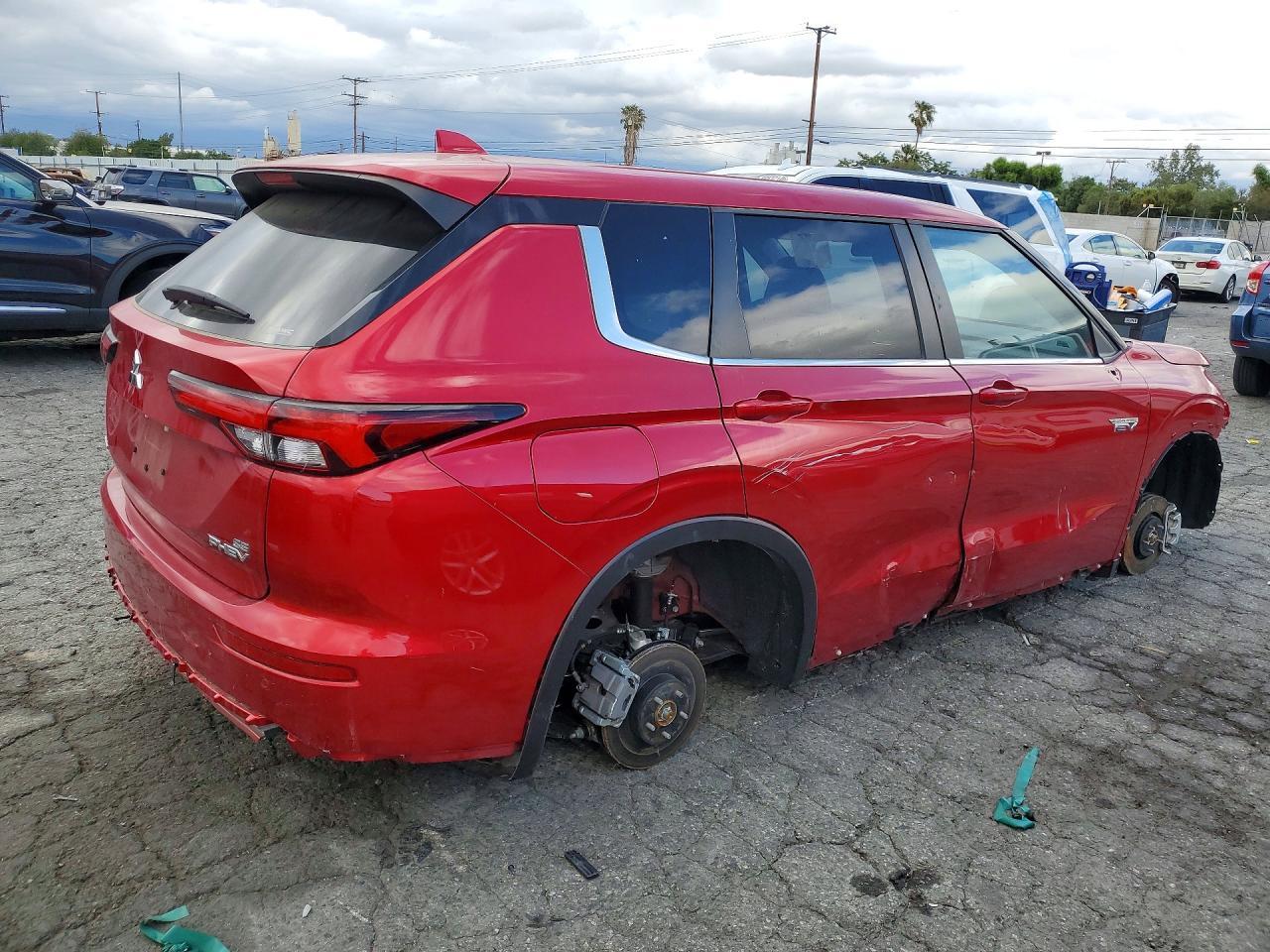 2024 Mitsubishi Outlander Se - Фото 3