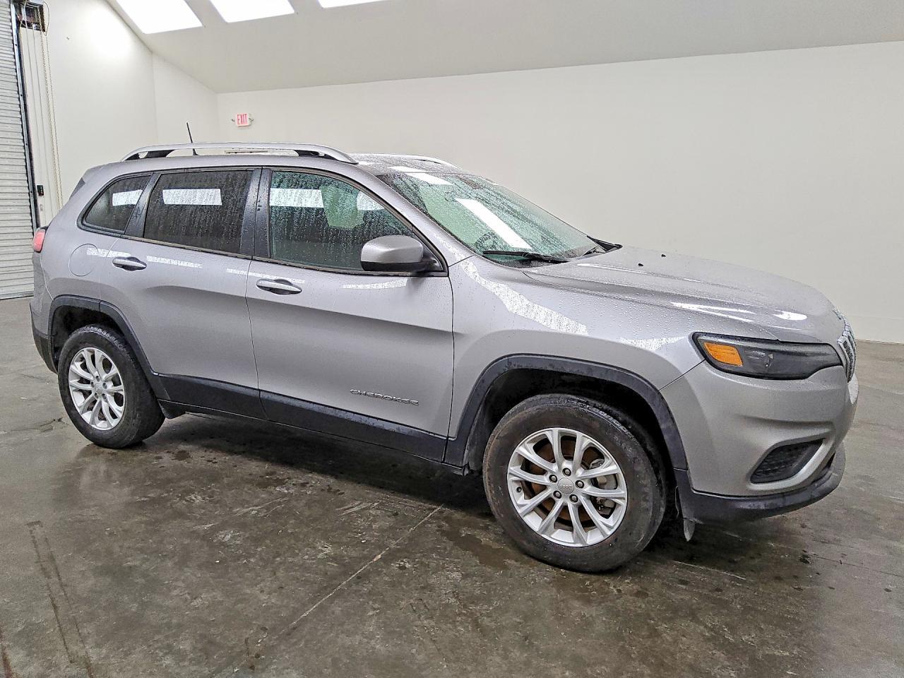 2020 Jeep Cherokee Latitude - Image 4