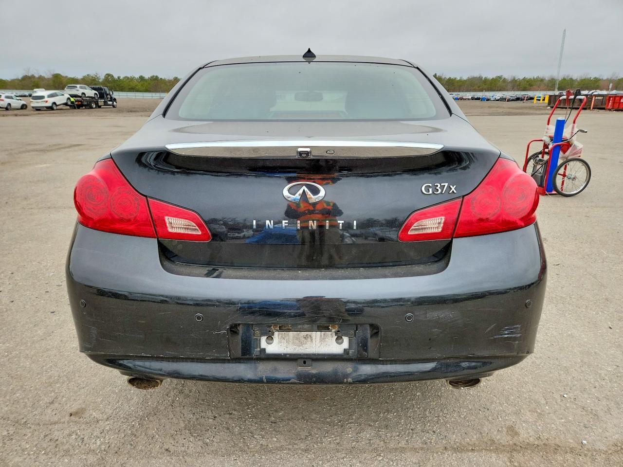 2011 Infi G37 Sedan - Фото 6