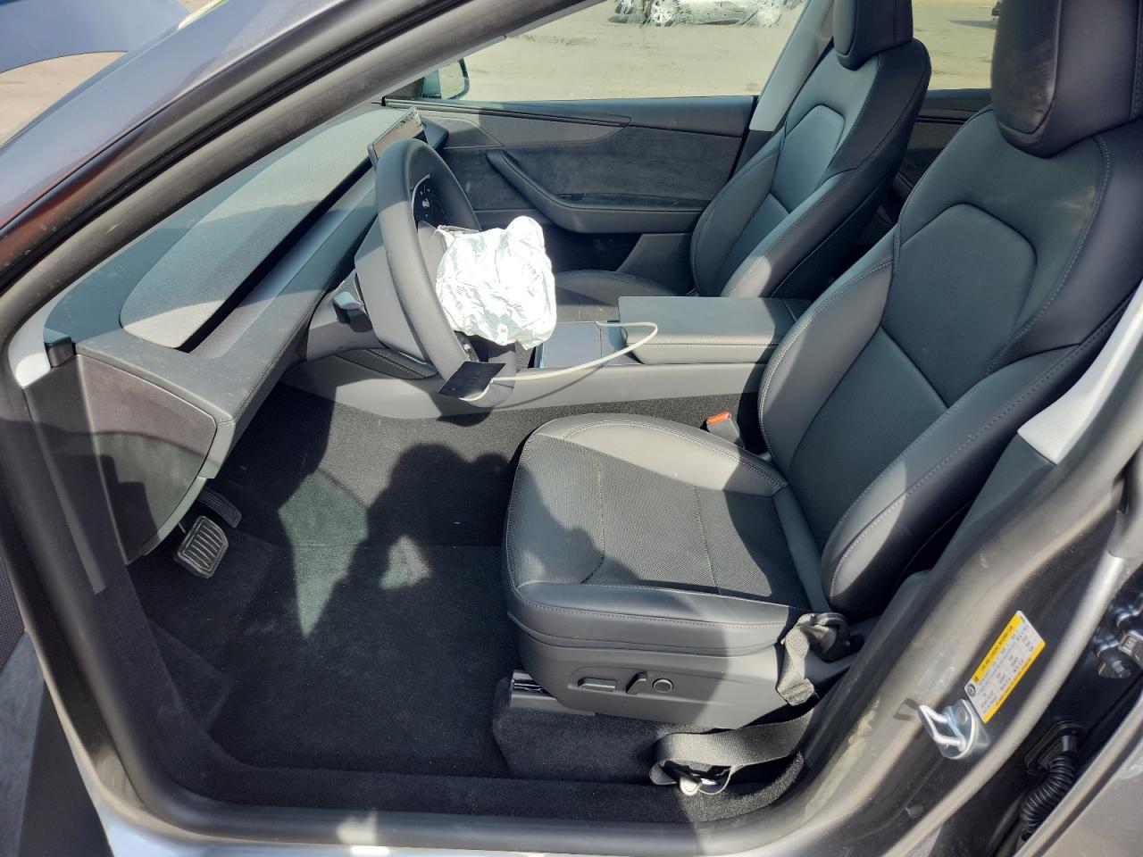 2026 Tesla Model Y - Image 7