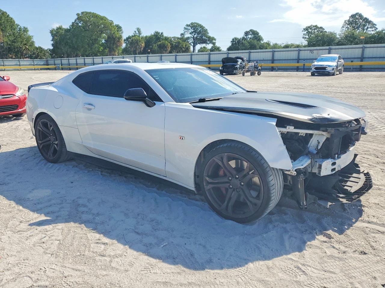 2017 Chevrolet Camaro Ss - Фото 4