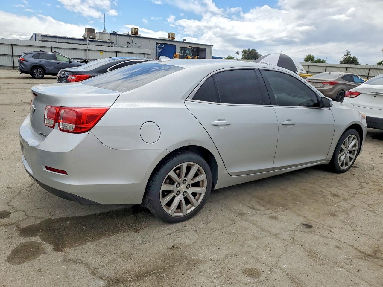 2013 Chevrolet Malibu 2Lt - Фото 3