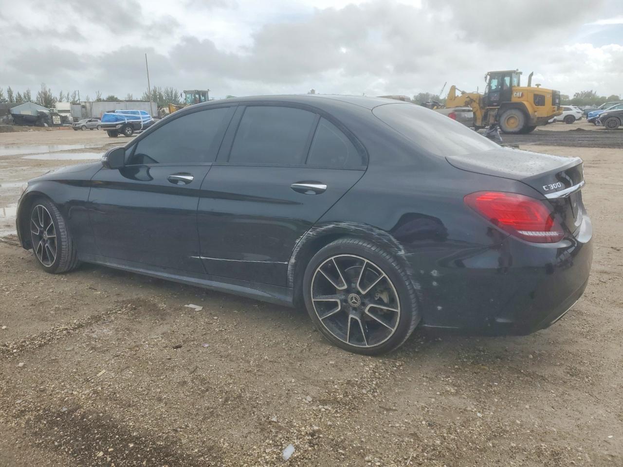 2019 Mercedes-Benz C 300 - Фото 2