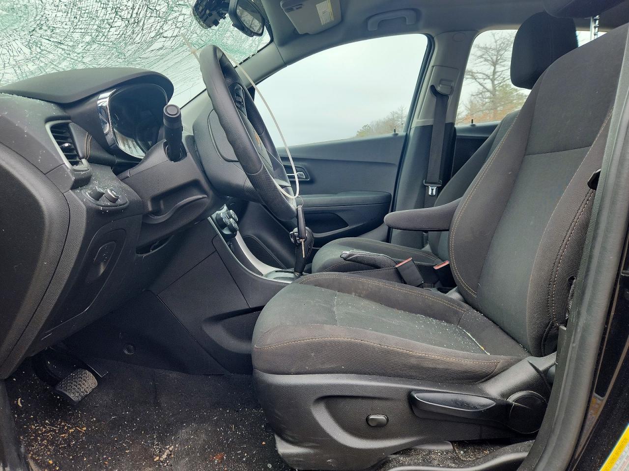 2019 Chevrolet Trax Ls - Image 7