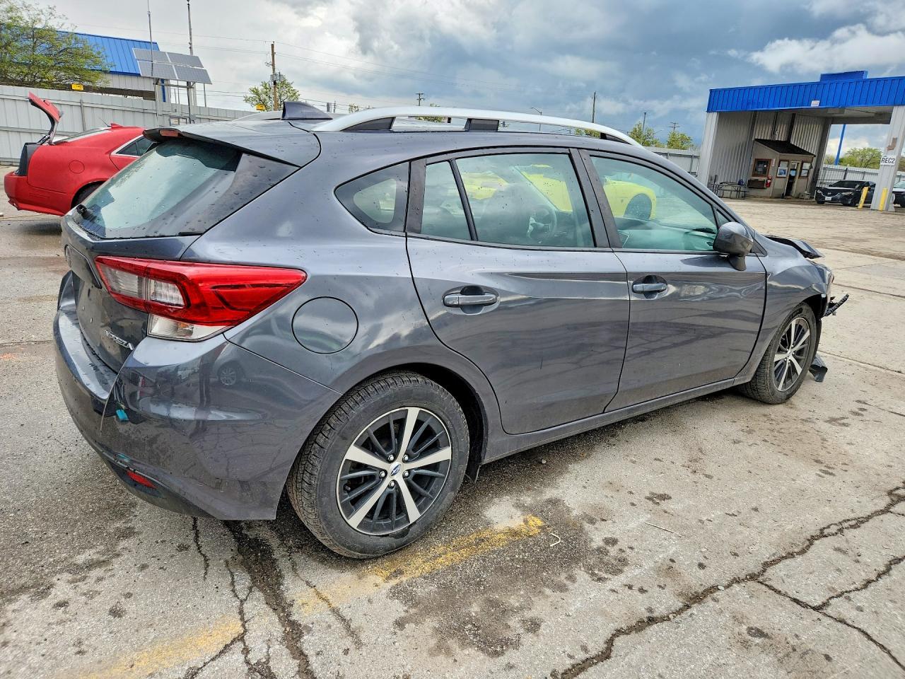 2021 Subaru Impreza Premium - Image 3