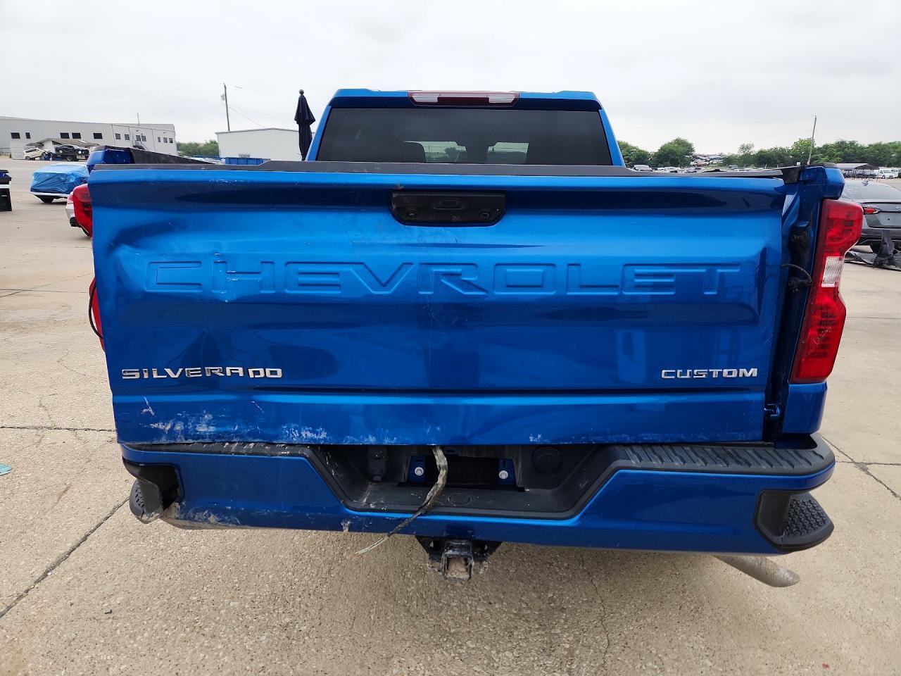 2022 Chevrolet Silverado C1500 Custom - Фото 6