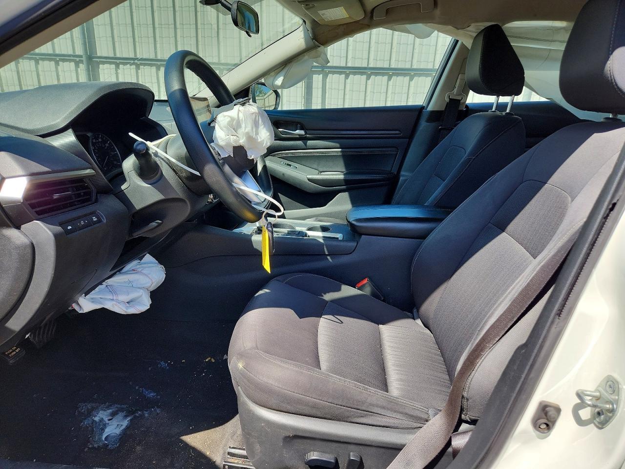 2020 Nissan Altima S - Фото 7