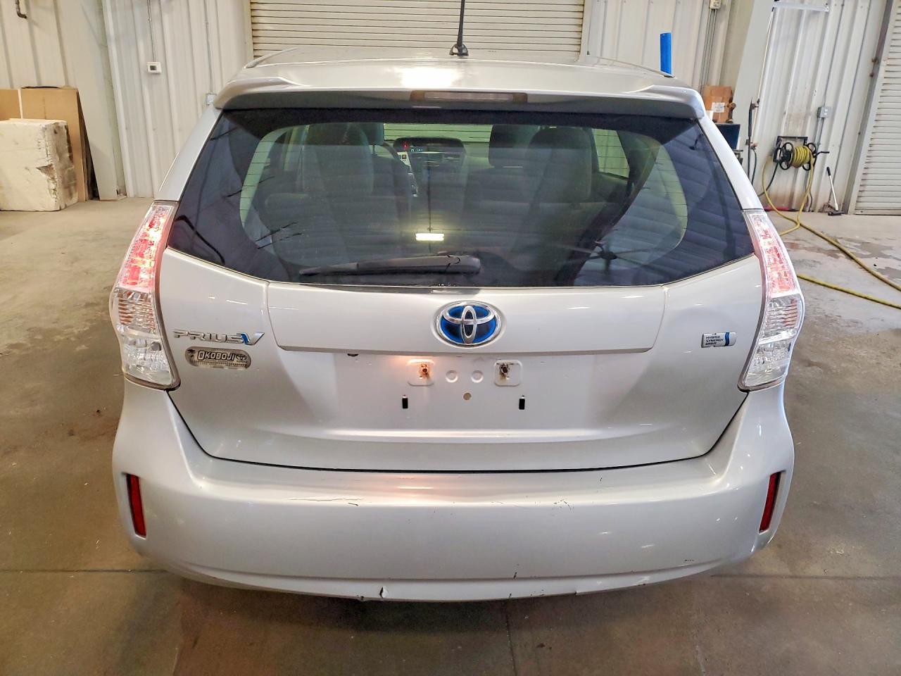 2012 Toyota Prius V Two - Фото 6