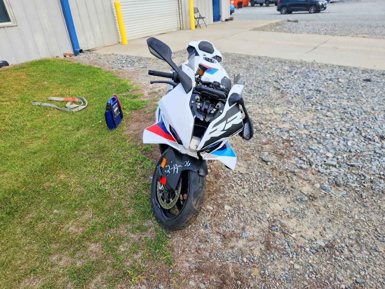2025 BMW S 1000 Rr - Image 2