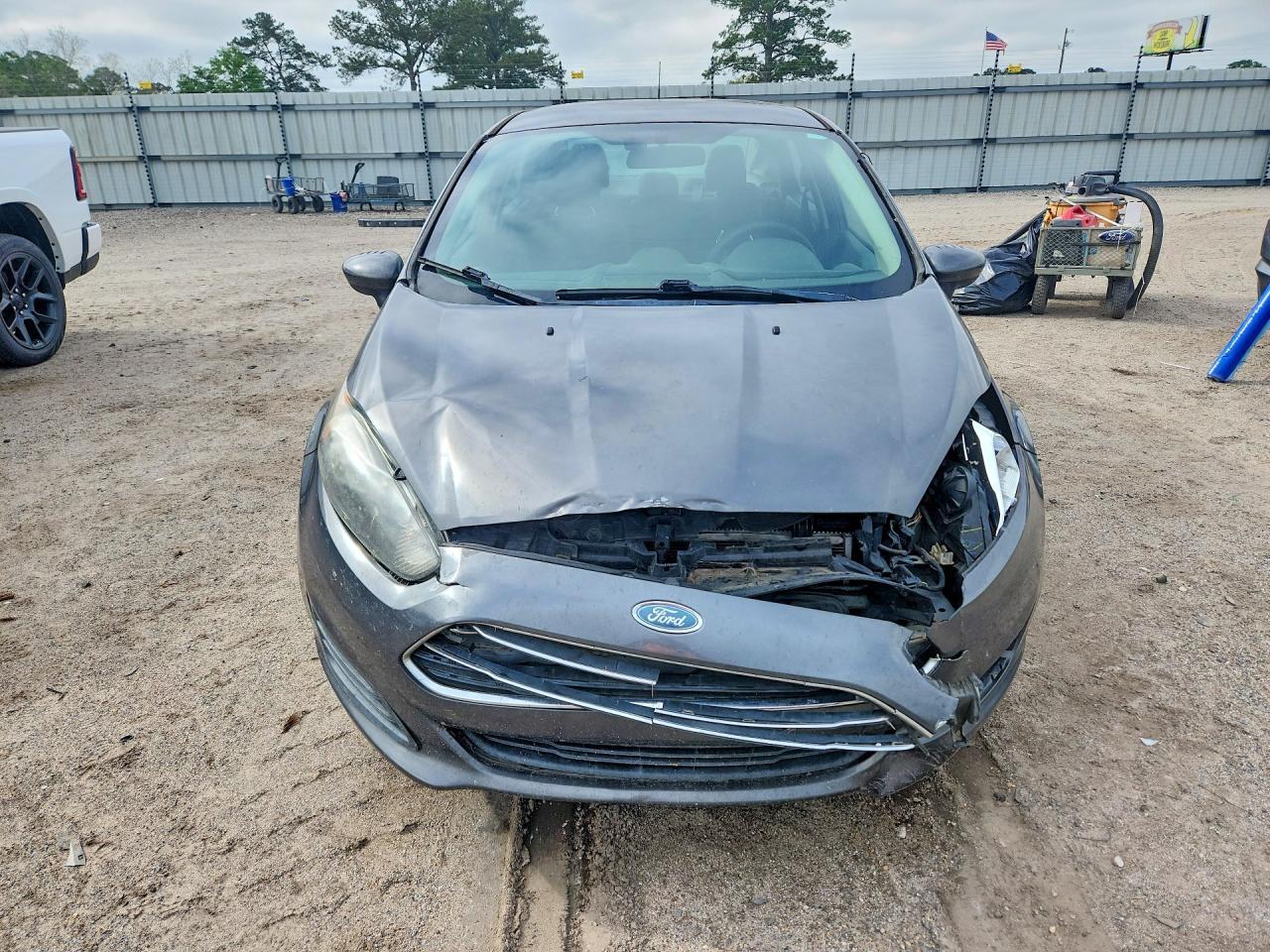 2019 Ford Fiesta Se - Фото 5