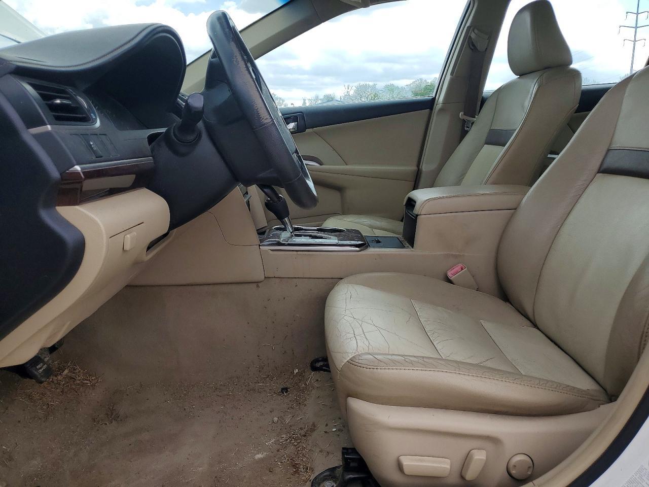 2012 Toyota Camry Xle - Image 7