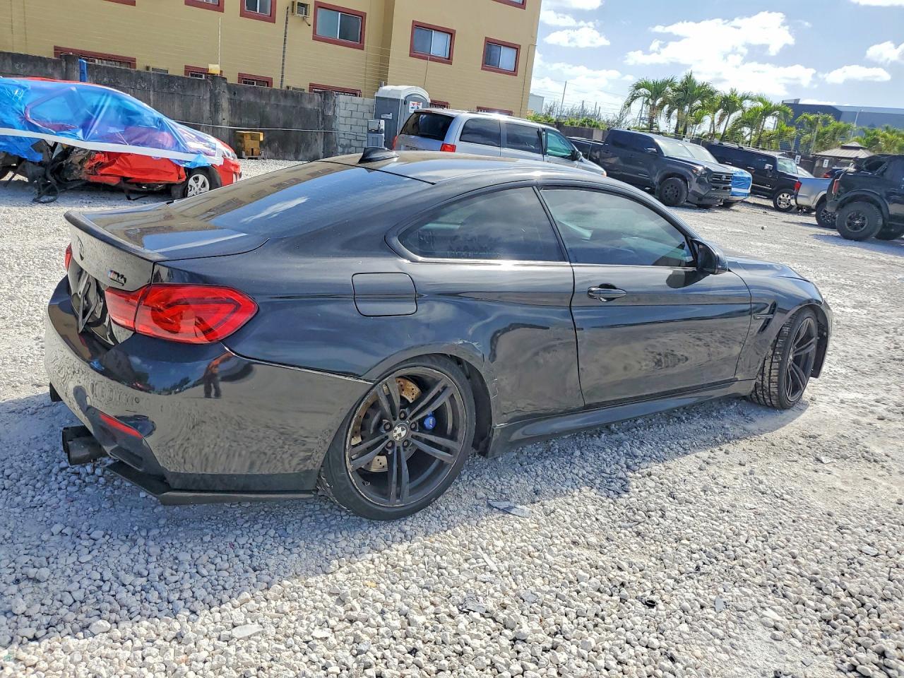 2018 BMW M4 - Фото 3