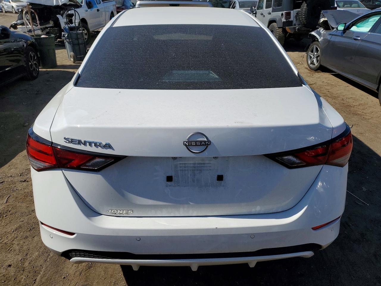 2025 Nissan Sentra S - Image 6