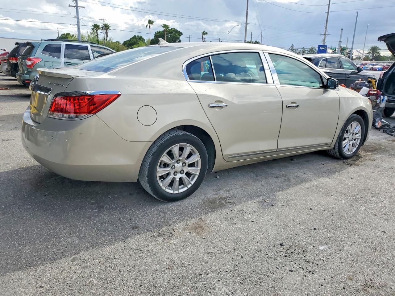 2013 Buick Lacrosse - Фото 3