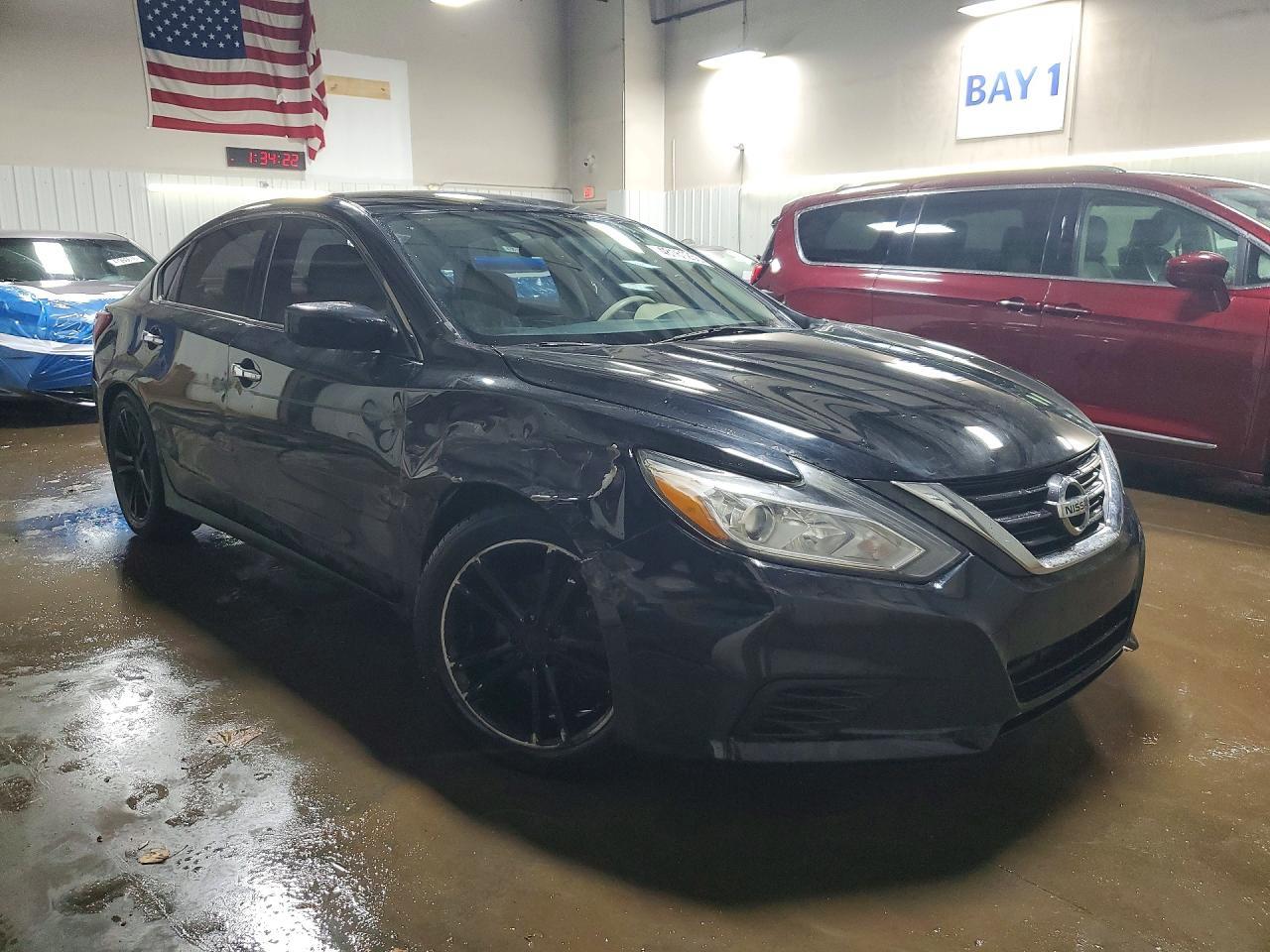 2016 Nissan Altima 2.5 S - Фото 4