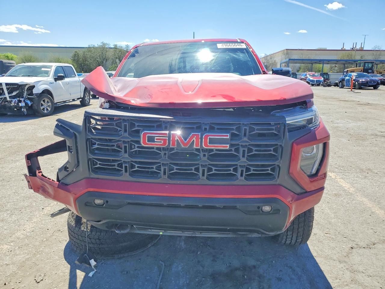 2025 GMC Canyon Elevation - Image 5
