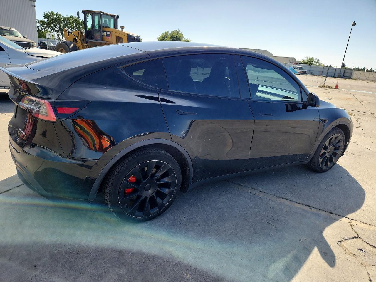 2021 Tesla Model Y - Фото 3
